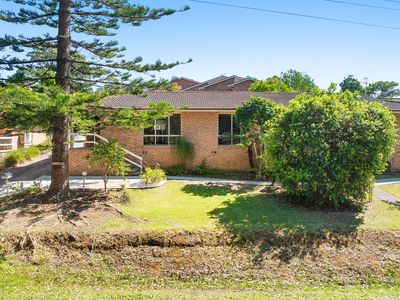 4 / 19 Collins Crescent, Narooma