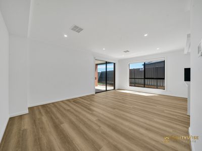 23 Kumara Drive, Manor Lakes