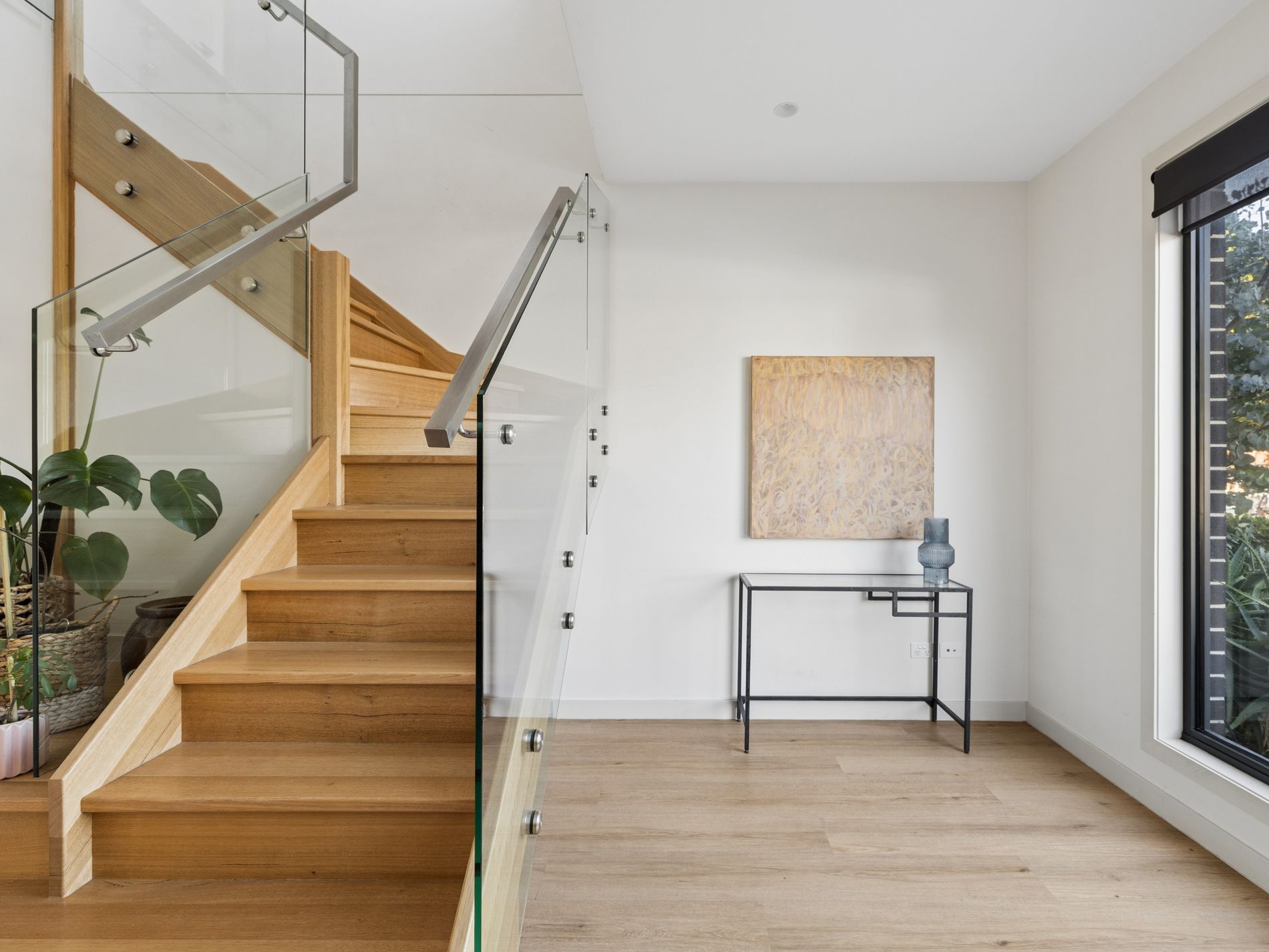 8B Waiora Parade, West Footscray