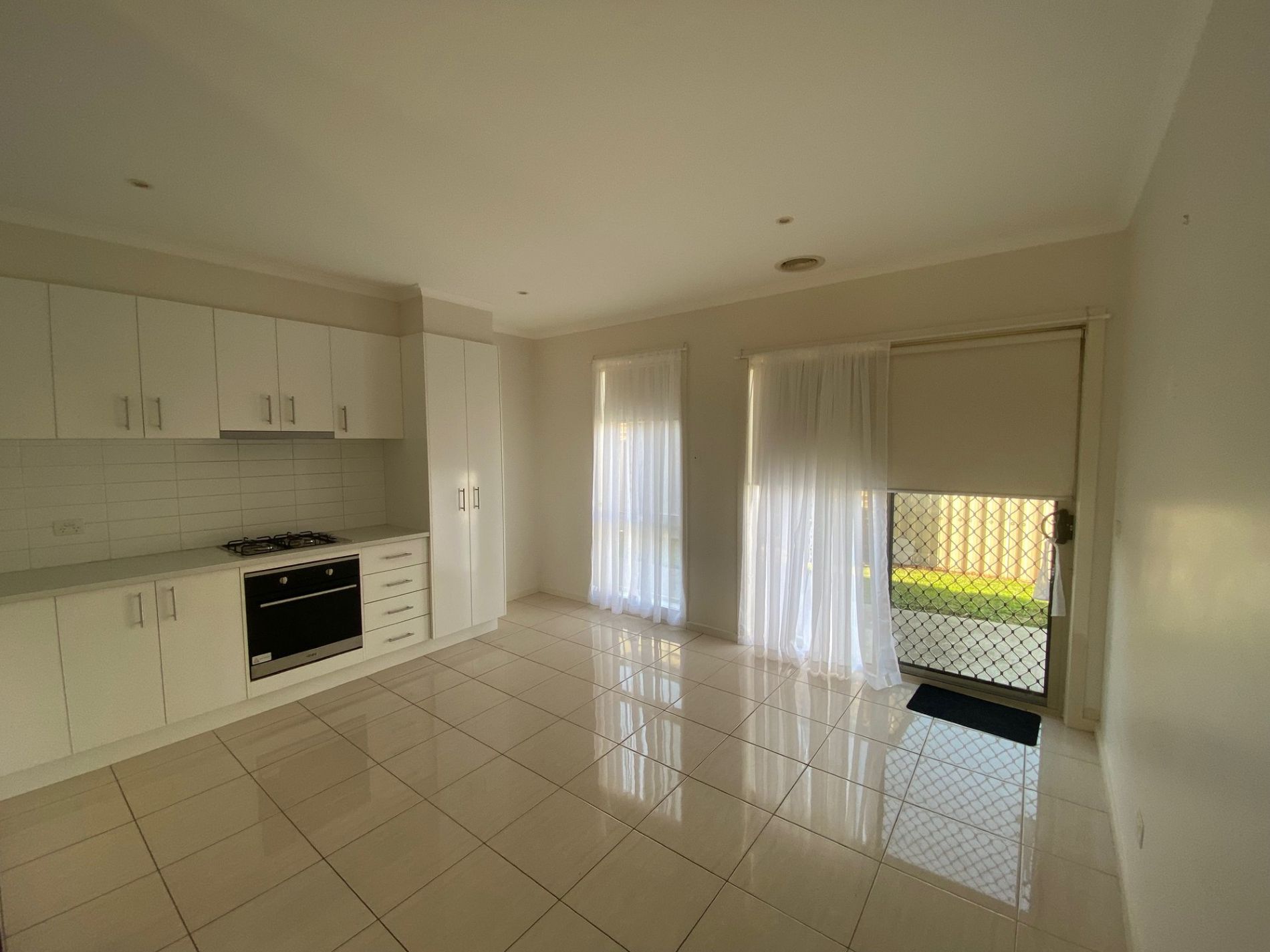 1 / 10-12 Fishburn Grove, Harkness