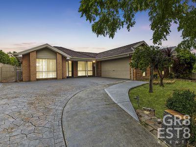 126 Strathaird Drive, Narre Warren South