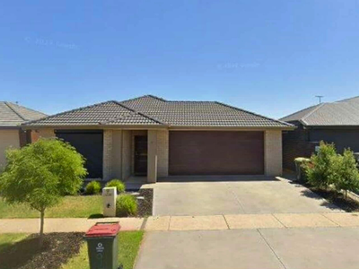 9 Begonia Drive, Eyre
