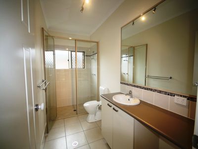 2 Timberlea Drive East, Bentley Park