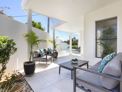 2 Leo Crescent, Alexandra Headland