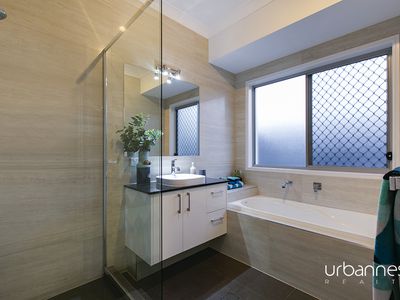 38 Wilga Drive, Bunya