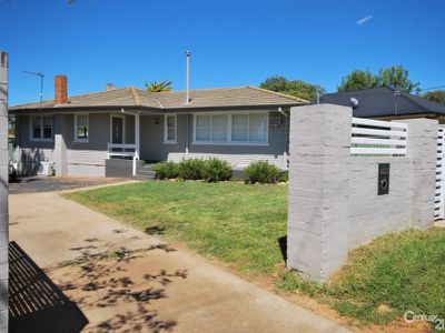17 Lovett Avenue, Dubbo