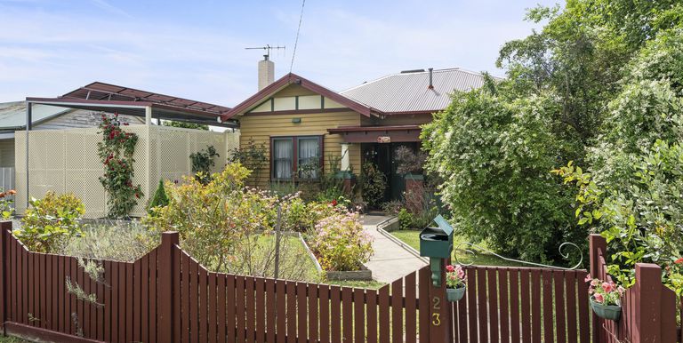 23 Weir Street, Euroa