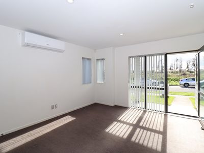 73 Tribute Loop, Takanini