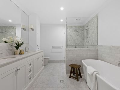 295 Hawthorne Road, Hawthorne