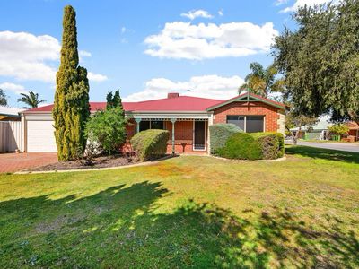 6 Jenniphur Court, Atwell