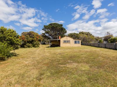 135 Tasman Highway, Beaumaris