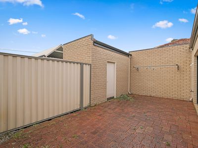 4 / 8 Toledo Close, Cannington