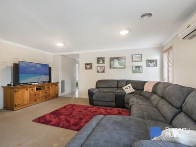10 Tununga Circuit, Kangaroo Flat
