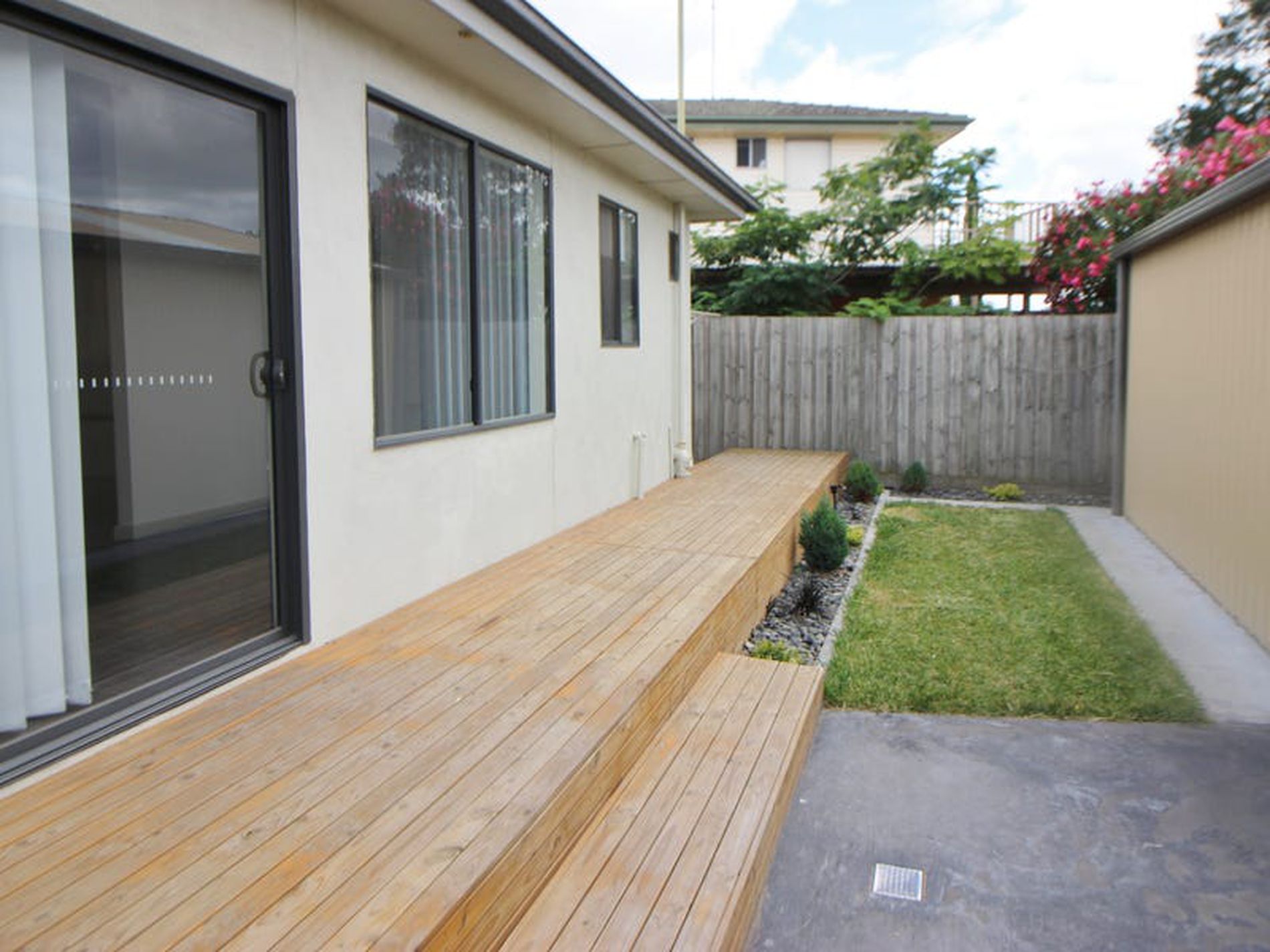 1 / 291 Wilsons Road, St Albans Park