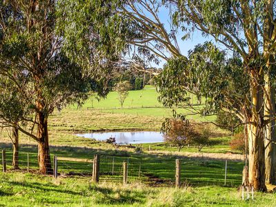 615 Old Mill Road, Bylands