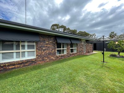 9 Limpus Street, Urangan