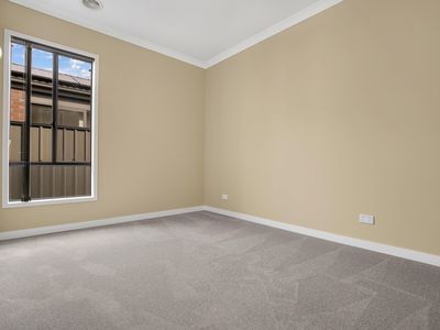 24 Gateshead Street, Craigieburn