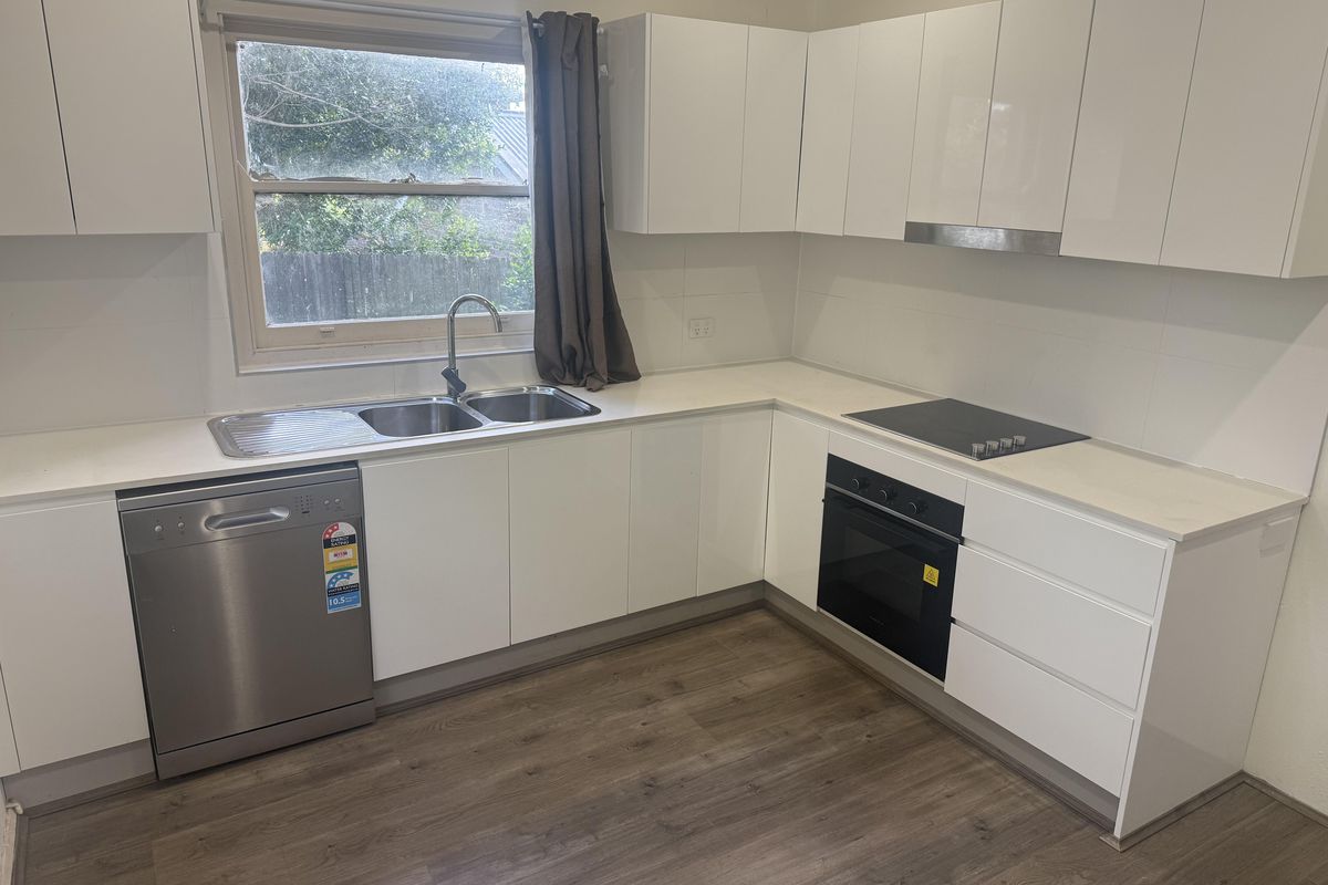 70 Tarrants Avenue, Eastwood