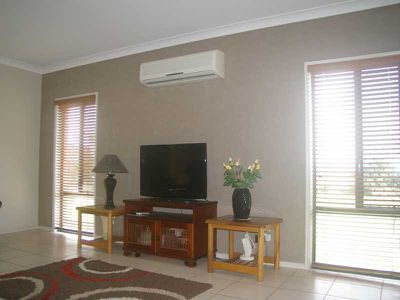 3 Graham Court, Hatton Vale
