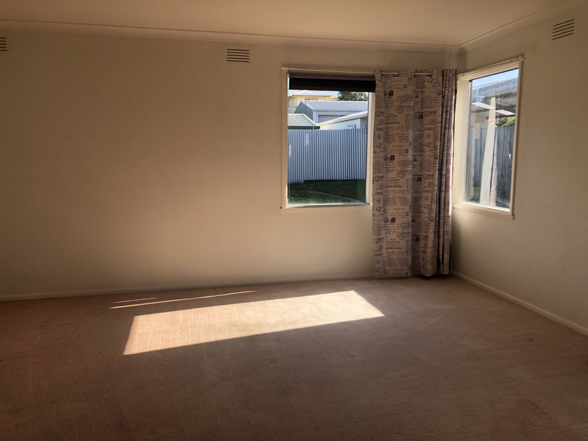 8 Graham Street, Hamlyn Heights