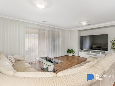 25 Kingsley Promenade, Huntly