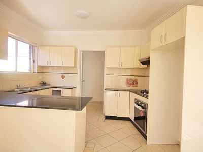 1 / 44 Clissold Parade, Campsie