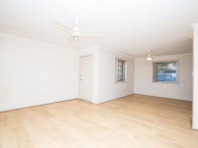 7 / 10 Dulverton Terrace, South Hedland