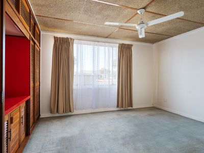 194 Piccadilly Street, Piccadilly