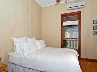 25 North Station Road, North Booval
