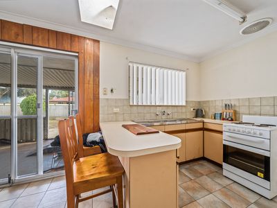 7 Crater Place, Rockingham
