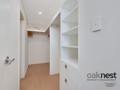 Room 1 / 67B West Street, Brompton
