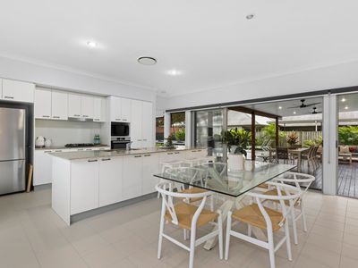 24 24 Barrington Crescent, Wakerley