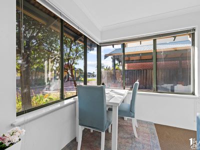 Unit 12 / 1 Waterside Dr, Dudley Park
