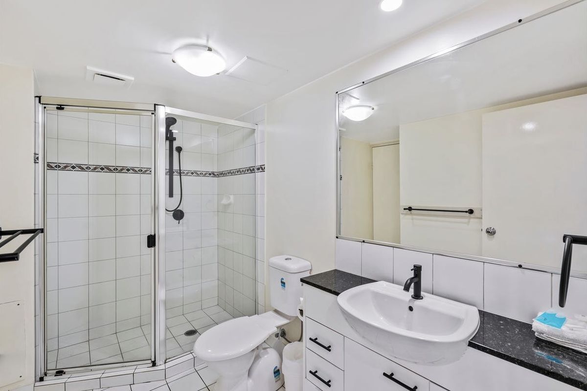 707 / 2988-2994 Surfers Paradise Boulevard, Surfers Paradise