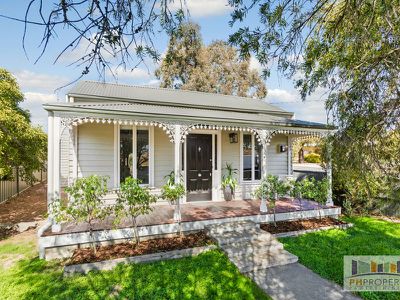 19 Marong Road, Ironbark