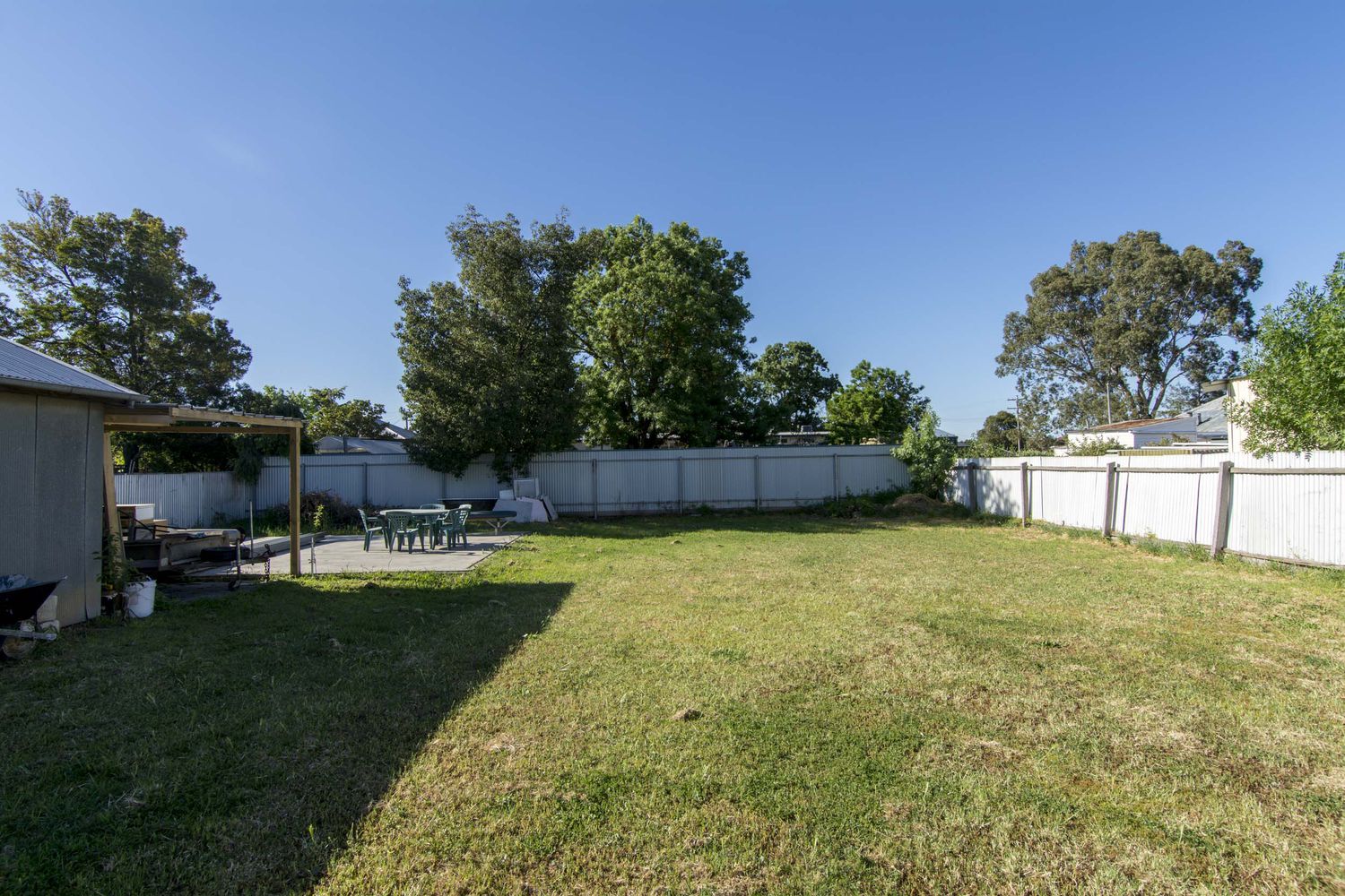 53 Lynott Street, Horsham