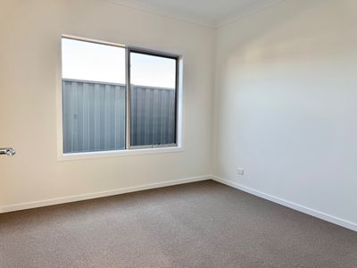 18 Ardisia Way, Manor Lakes