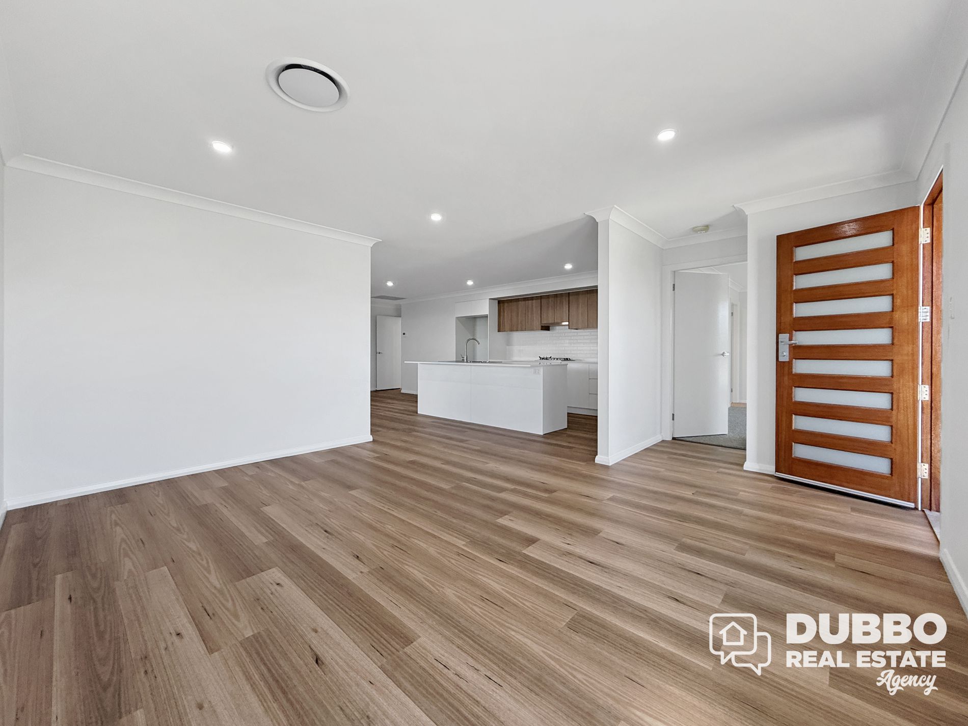 8B Violet Circuit, Dubbo