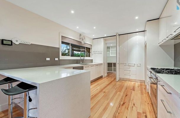 25 Glencairn Drive, Greenvale