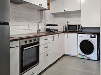 U6 / 75 Sir Fred Schonell Drive, St Lucia