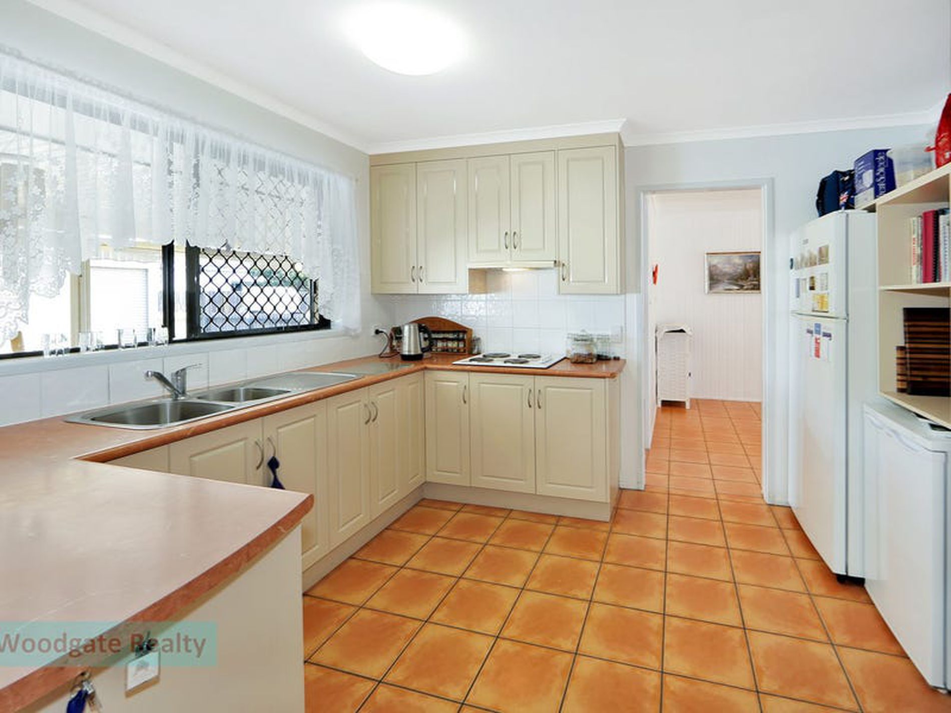 2 Sunset Ave, Woodgate