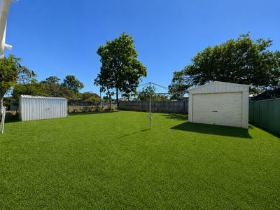 4 Armstrong Crescent, Dysart