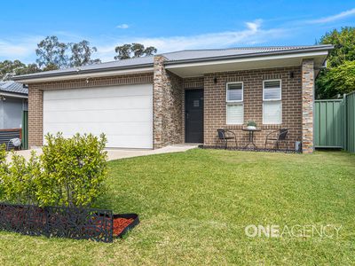 4a Yeovil Drive, Bomaderry