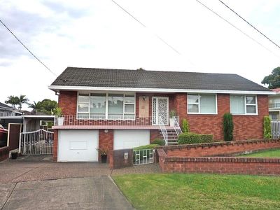 4A Knock Cres, Beverly Hills