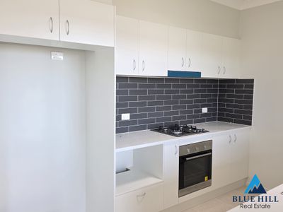 1/176 Settlers Boulevard, Chisholm