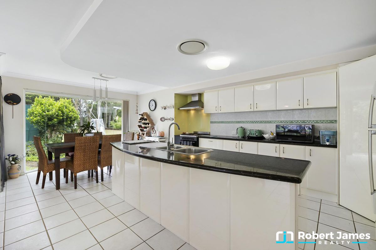 3 Bloodwood Place, Cooroibah