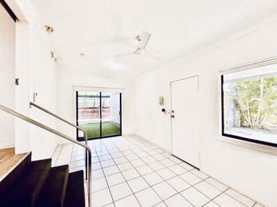 18 Simbai Street, Runaway Bay