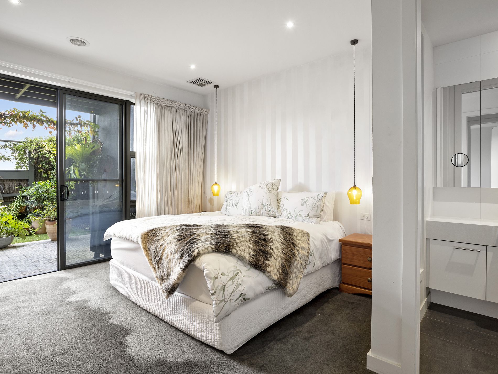 5 Sunset Drive, Williamstown