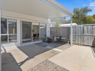 2 / 22 Cola Crescent, Wynnum West