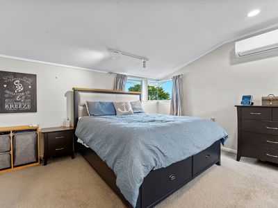 1/296 Wairau Road, Glenfield